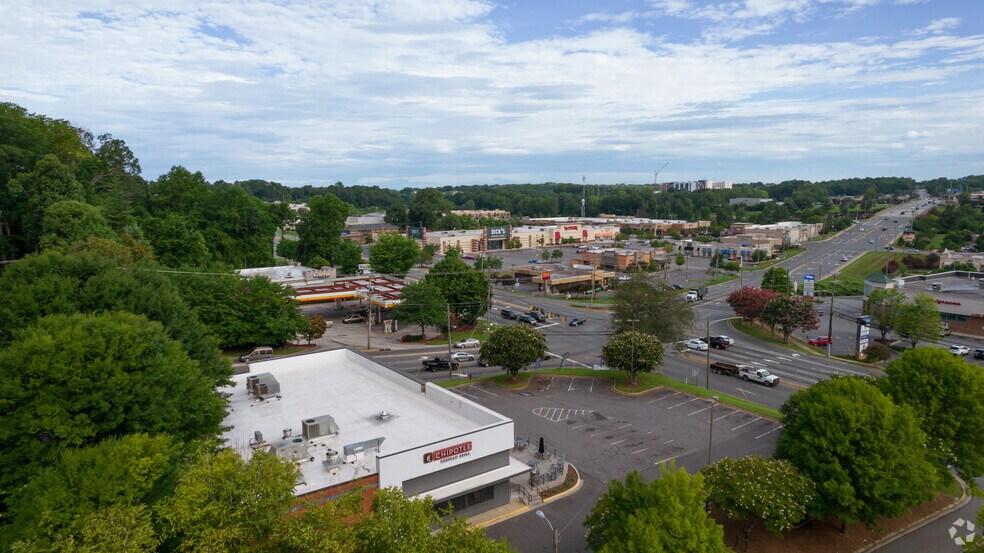 More Photos Of 2501 E Franklin Blvd, Gastonia Freestanding For Sale