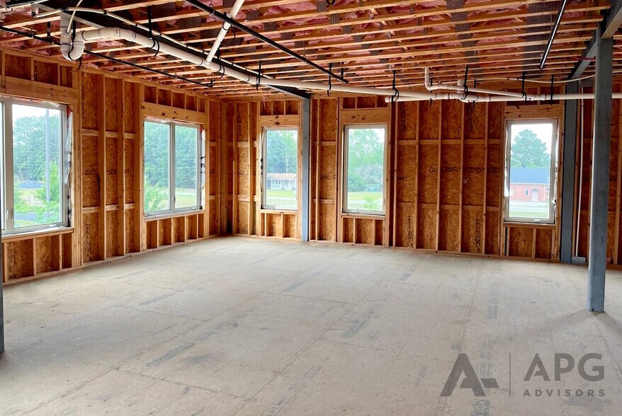 More Photos Of 7724 Raeford Rd, Fayetteville Medical For Lease