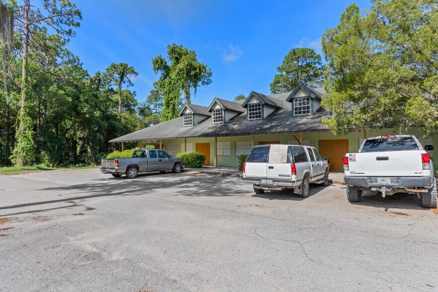 More Photos Of 14100 N Highway 19, Salt Springs Storefront Retail Office For Lease