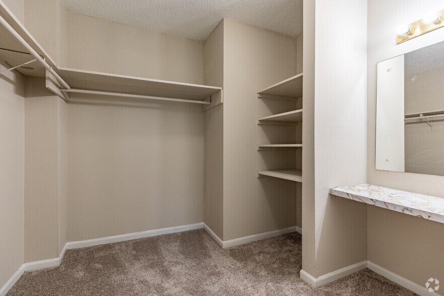 More Photos Of 1150 Vultee Blvd, Nashville Apartments For Sale