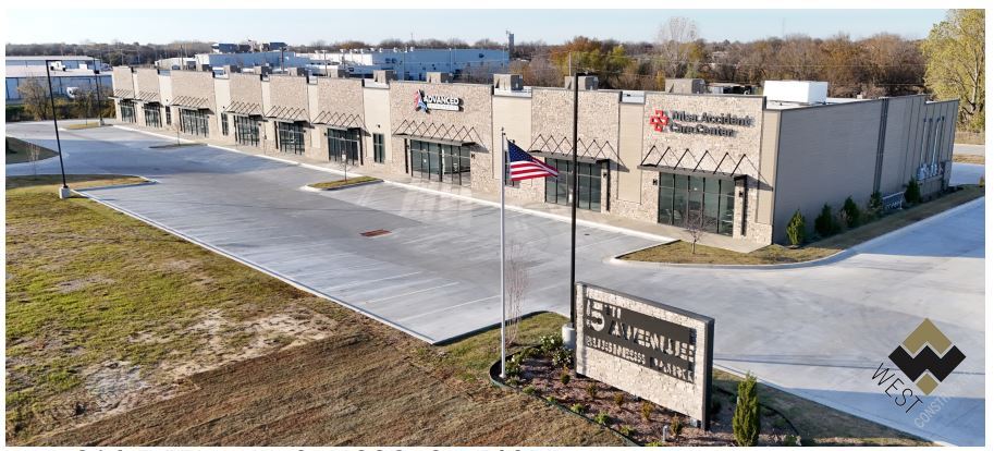 More Photos Of 314 E 5th Ave, Owasso Unknown For Lease