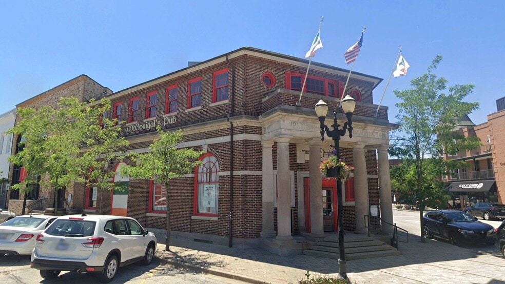 Primary Photo Of 105 S Cook St, Barrington Restaurant For Sale