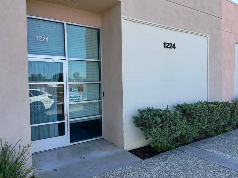 More Photos Of 1224 6th St, Modesto Warehouse For Lease