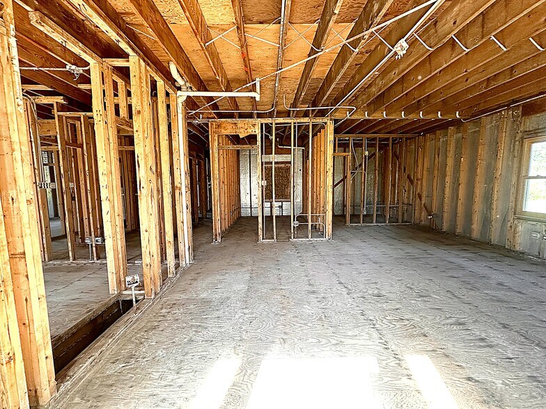 More Photos Of 23060 S Cicero Ave, Richton Park Office For Sale
