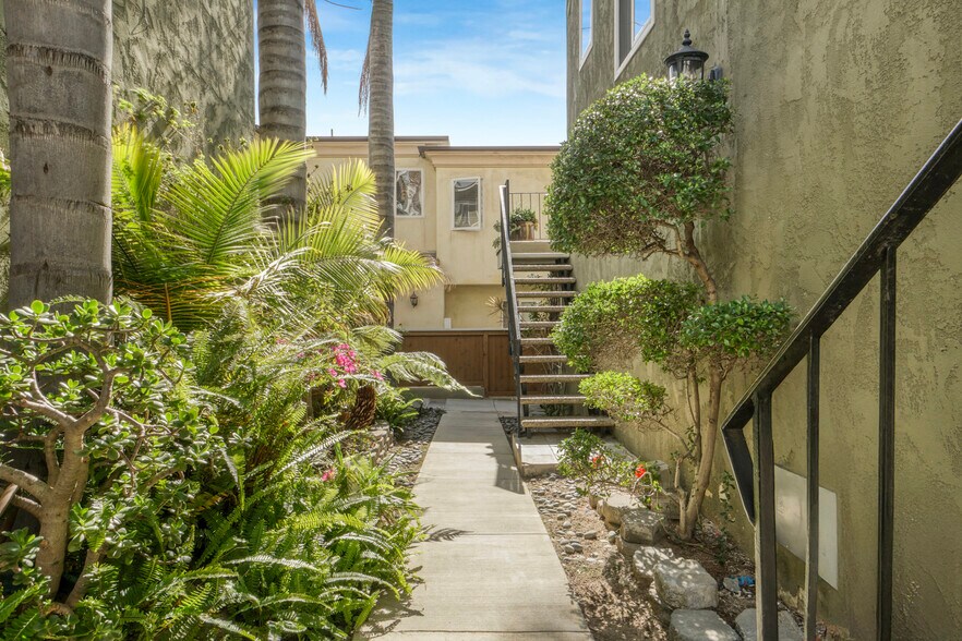 More Photos Of 221 Sheldon St, El Segundo Apartments For Sale