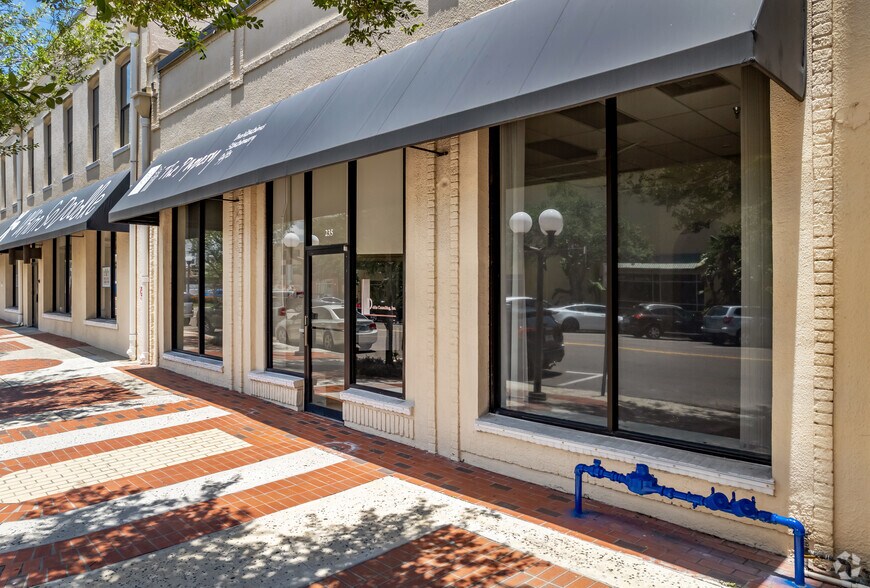 More Photos Of 235-239 2nd Ave S, St, Saint Petersburg Storefront Retail Office For Lease