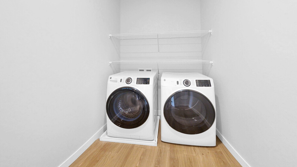 More Photos Of 7850 Lyndale Ave S, Bloomington Apartments For Lease