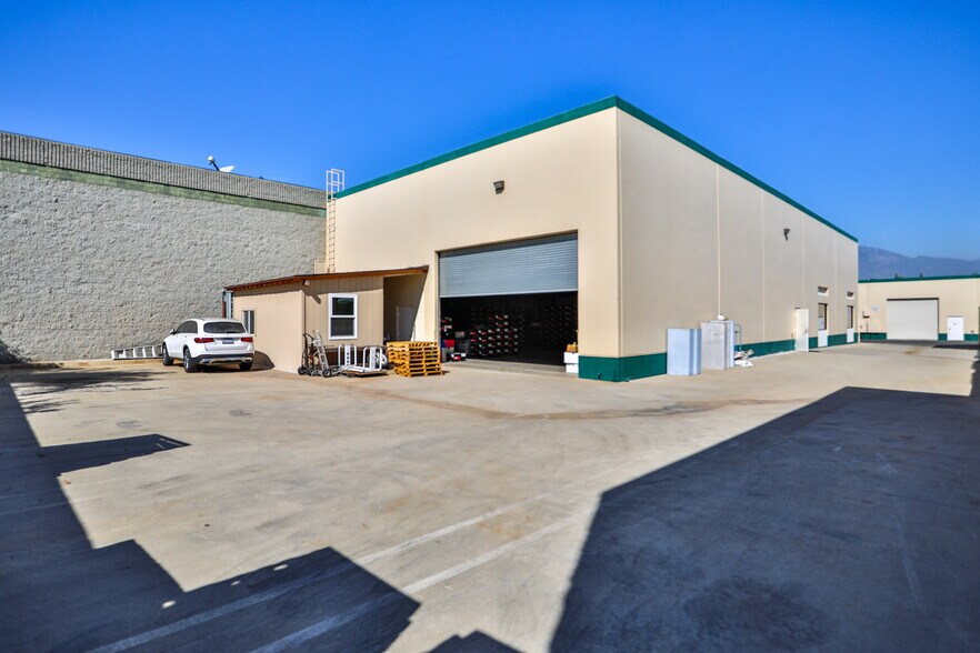 More Photos Of 11930 Goldring Rd, Arcadia Light Distribution For Sale