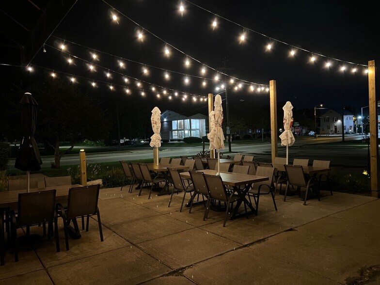 More Photos Of 100 S Main St, Saukville Restaurant For Sale