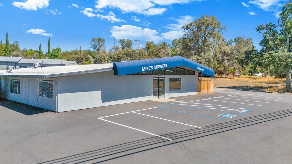 More Photos Of 20736 Longeway Rd, Sonora General Retail For Lease
