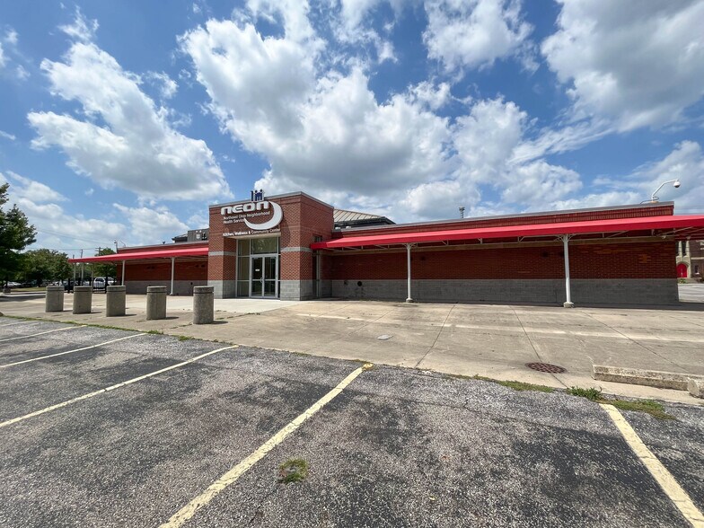 More Photos Of 10519-10573 Saint Clair Ave, Cleveland Storefront For Lease