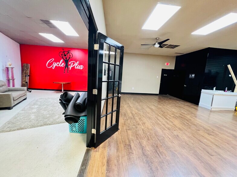 More Photos Of 4501 Williamsburg Rd, Richmond Unknown For Lease