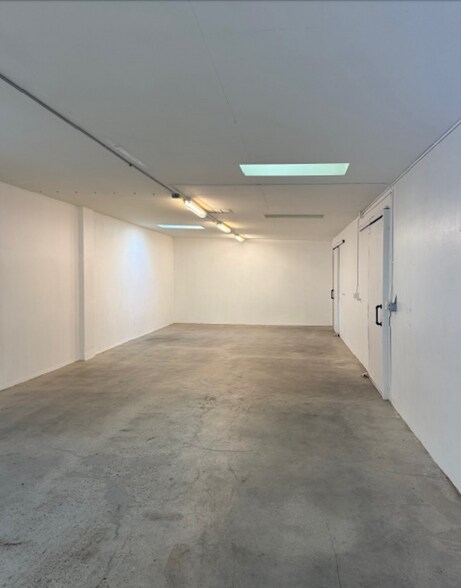 More Photos Of 141 N Ventura Ave, Ventura Unknown For Lease