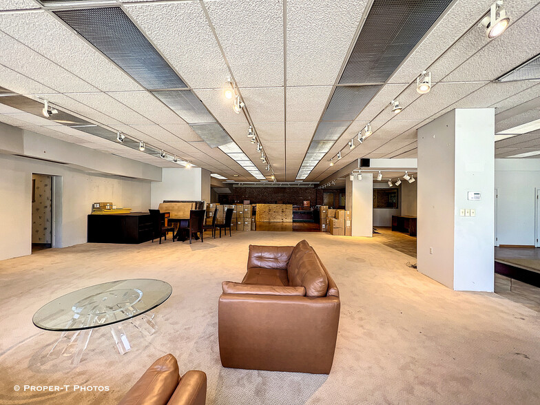 More Photos Of 1594 Dwight St, Holyoke Freestanding For Lease