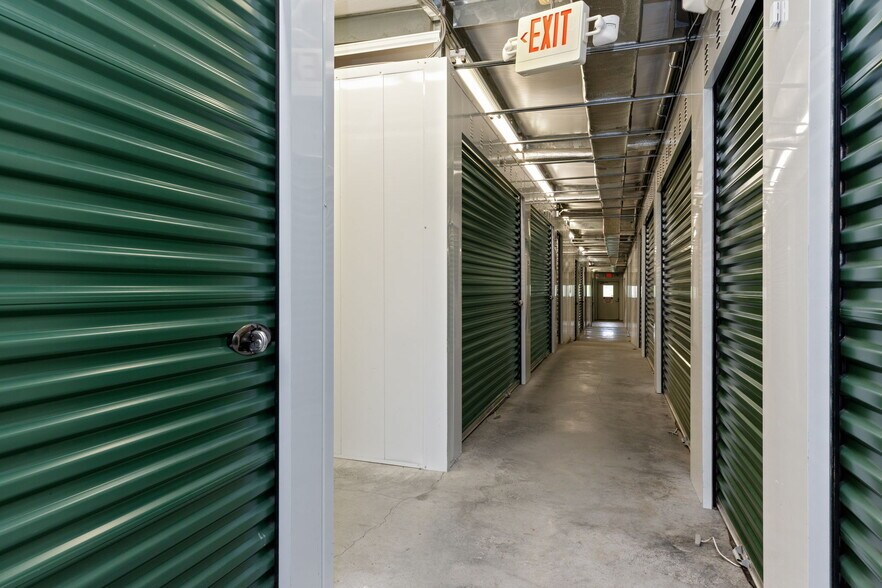 More Photos Of 1614 N Valley Pike, Rockingham Self Storage For Sale