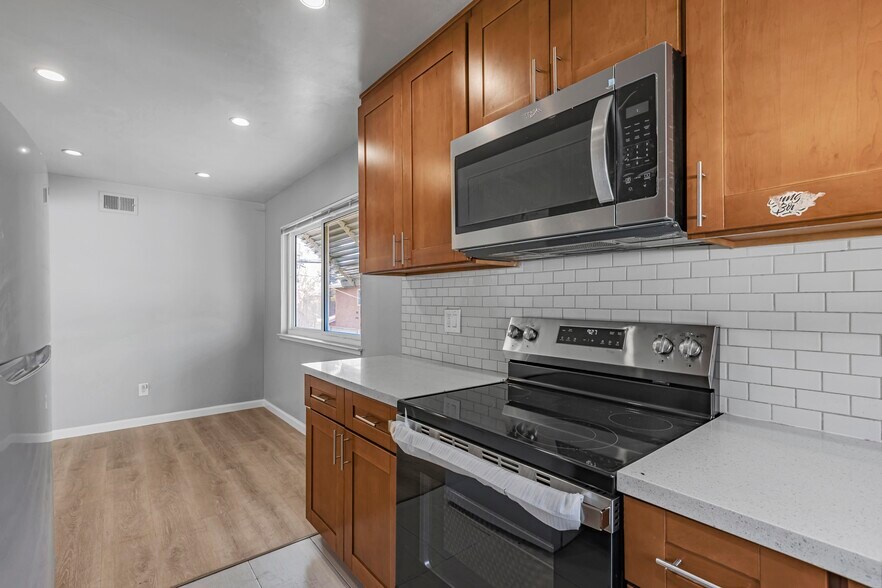 More Photos Of 477 Greendale Way, San Jose Apartments For Sale