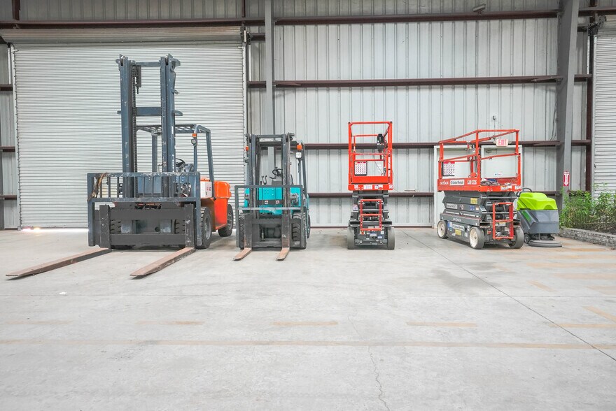 More Photos Of 2465 FM 359 Rd S, Brookshire Warehouse For Lease