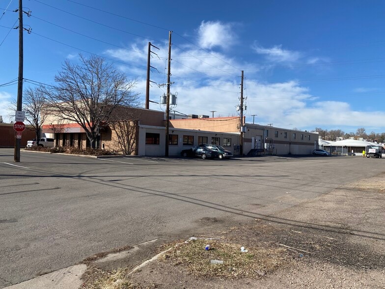 More Photos Of 601 S Jason St, Denver Warehouse For Lease