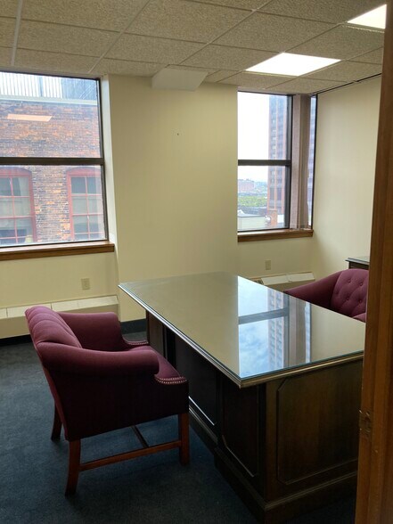 More Photos Of 37 Franklin St, Buffalo Office For Sale