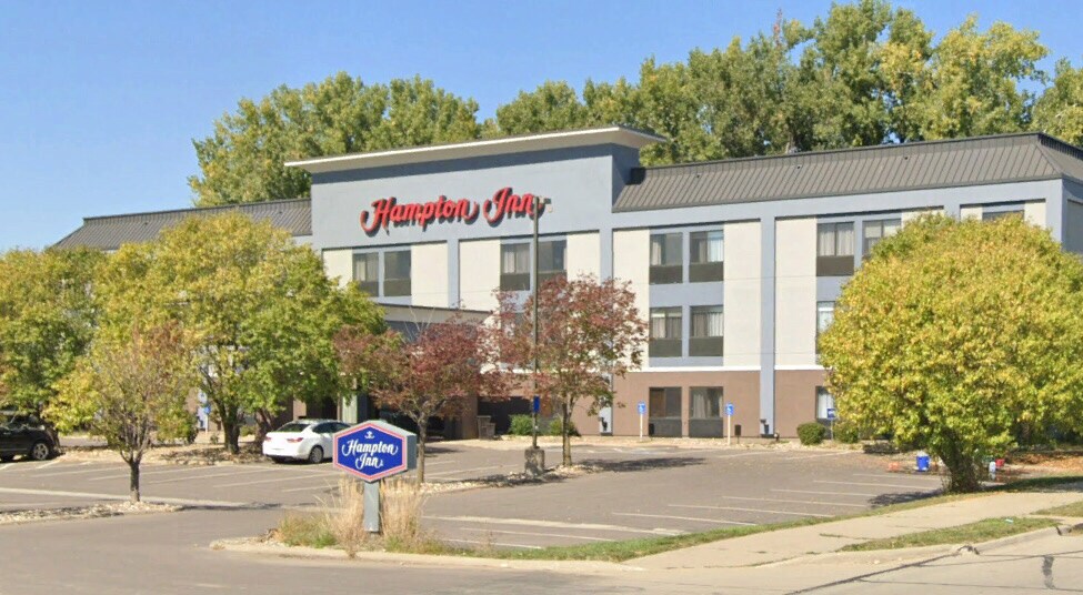 Primary Photo Of 101 Sodrac Dr, North Sioux City Hotel For Sale