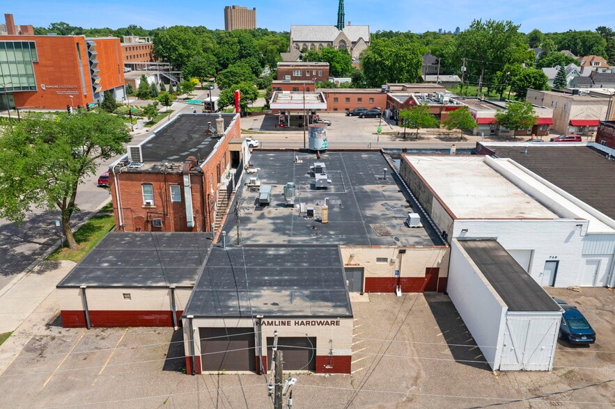 More Photos Of 755 N Snelling Ave N, Saint Paul Storefront For Lease