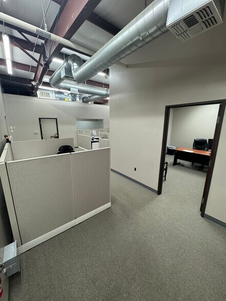 More Photos Of 8708 S Congress Ave, Austin Light Manufacturing For Lease