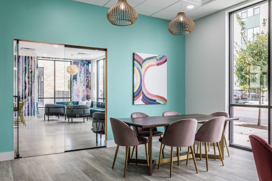 More Photos Of 5829 Madison Rd, Cincinnati Apartments For Lease