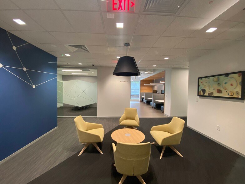 More Photos Of 1110 Sanctuary Pky, Alpharetta Office For Lease