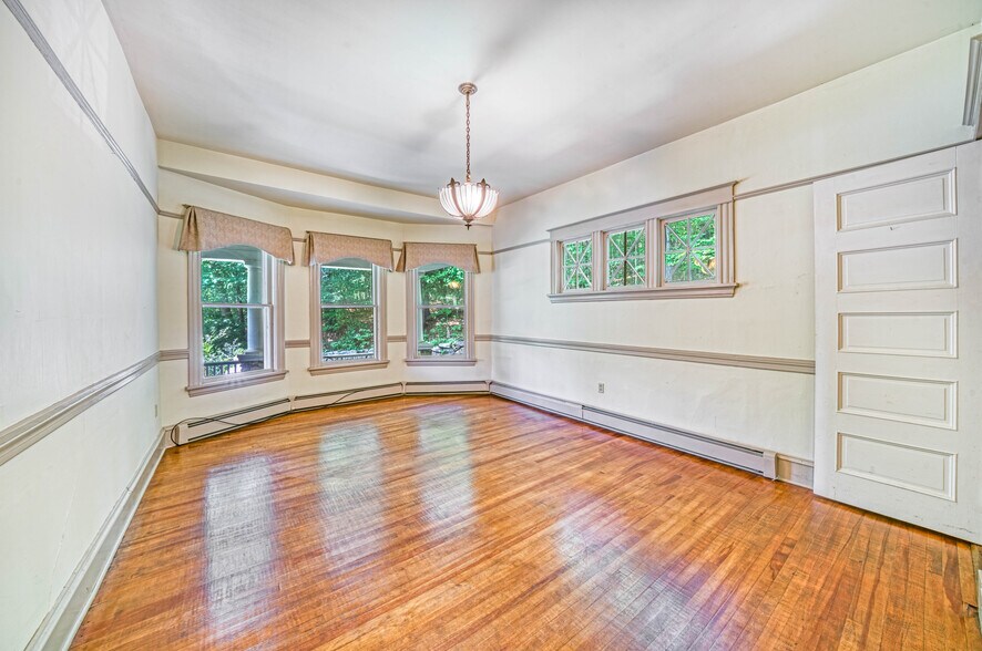 More Photos Of , Sunapee Unknown For Sale