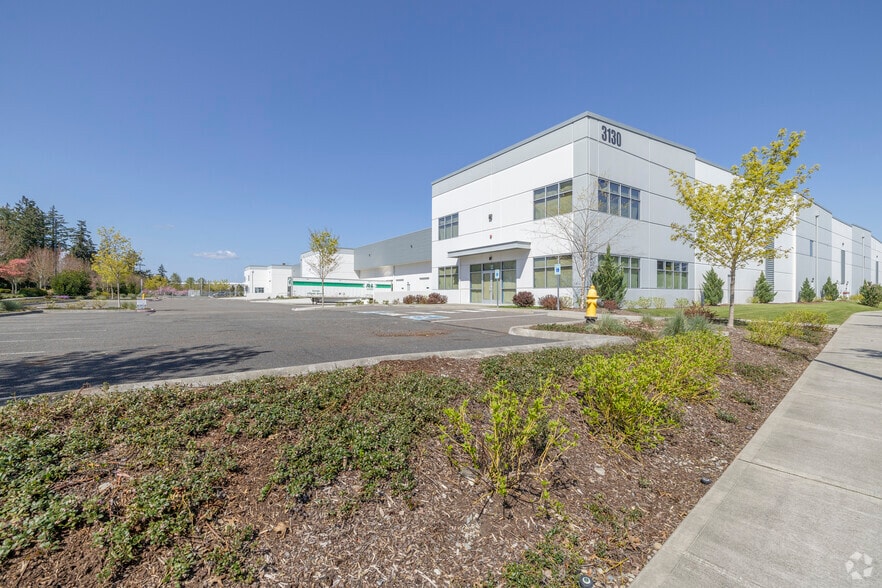 More Photos Of 3130 Hogum Bay Rd NE, Lacey Warehouse For Lease