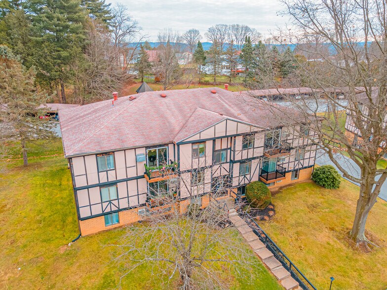 More Photos Of 545 Goucher St, Johnstown Apartments For Sale