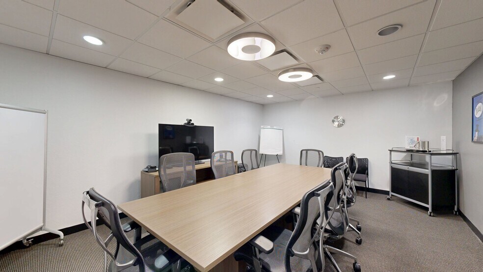 More Photos Of 101 Park Ave, Oklahoma City Coworking Space