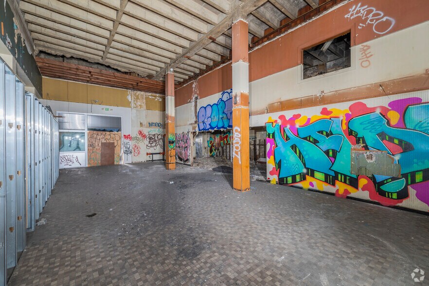 More Photos Of 2103 San Pablo Ave, Oakland Industrial For Sale