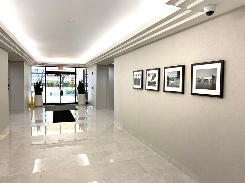More Photos Of 2101 NW Corporate Blvd, Boca Raton Office For Lease
