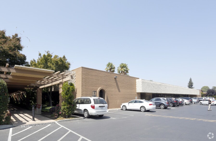 More Photos Of 1101 S Winchester Blvd, San Jose Office For Lease