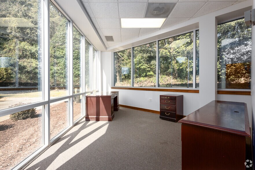 More Photos Of 2 Pai Park, Greensboro Office For Sale