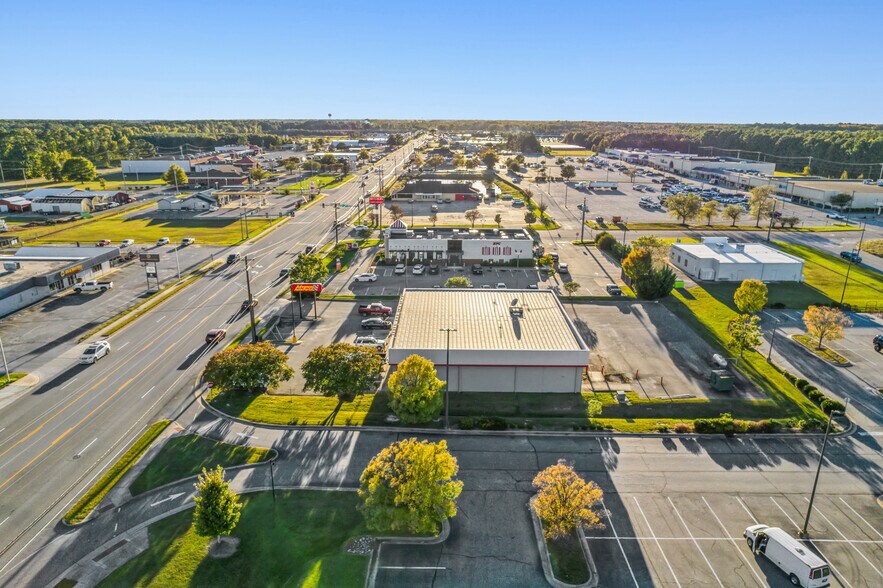 More Photos Of 1280 Armory Dr, Franklin Freestanding For Sale