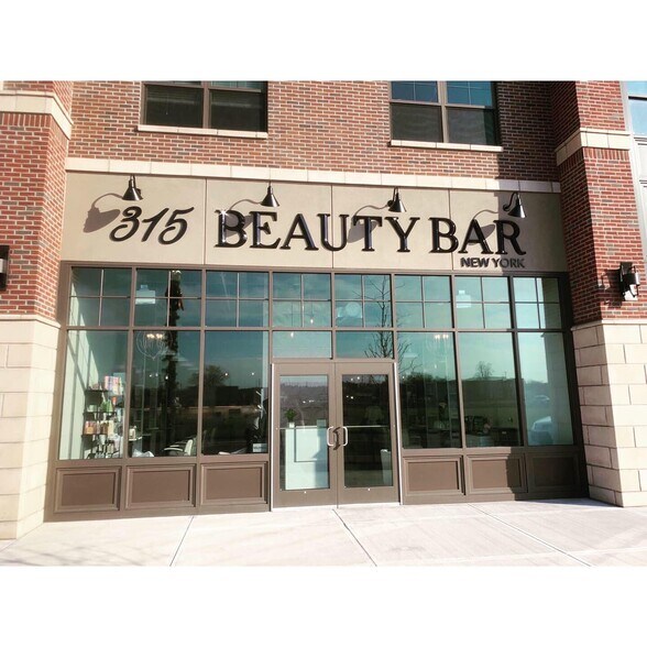 More Photos Of 720 Van Rensselaer St, Syracuse Apartments For Lease