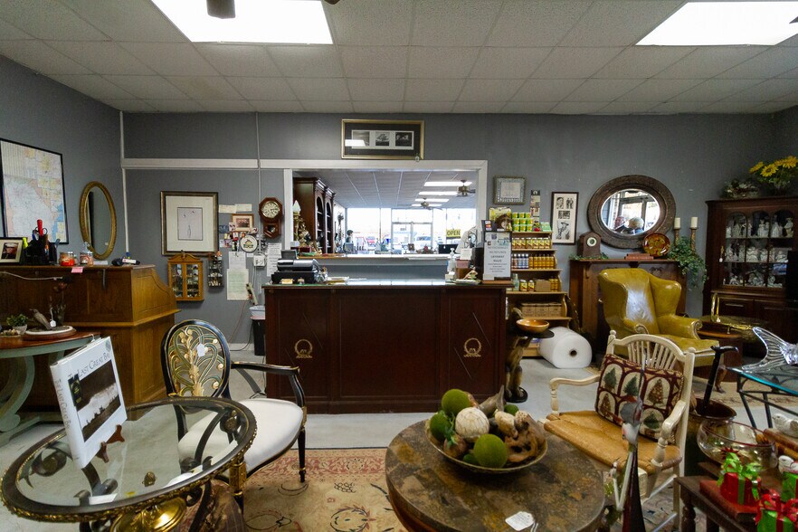 More Photos Of 512 Tift Ave S, Tifton Freestanding For Sale