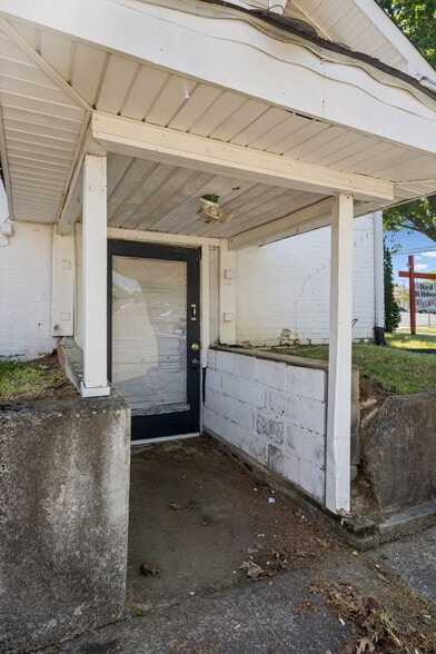 More Photos Of 270 Central Ave, Cleveland Storefront Retail Residential For Sale
