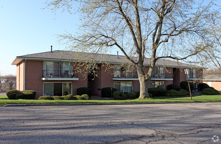 More Photos Of 733-793 Sunset Blvd, Mansfield Apartments For Sale
