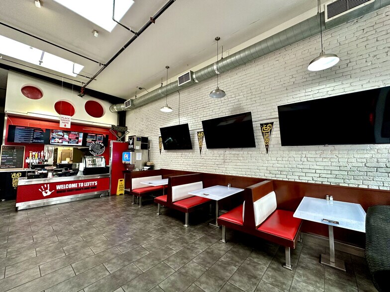 More Photos Of 528 5th Ave, San Diego Restaurant For Lease