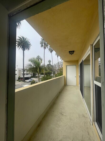 More Photos Of 823 5th St, Santa Monica Apartments For Sale
