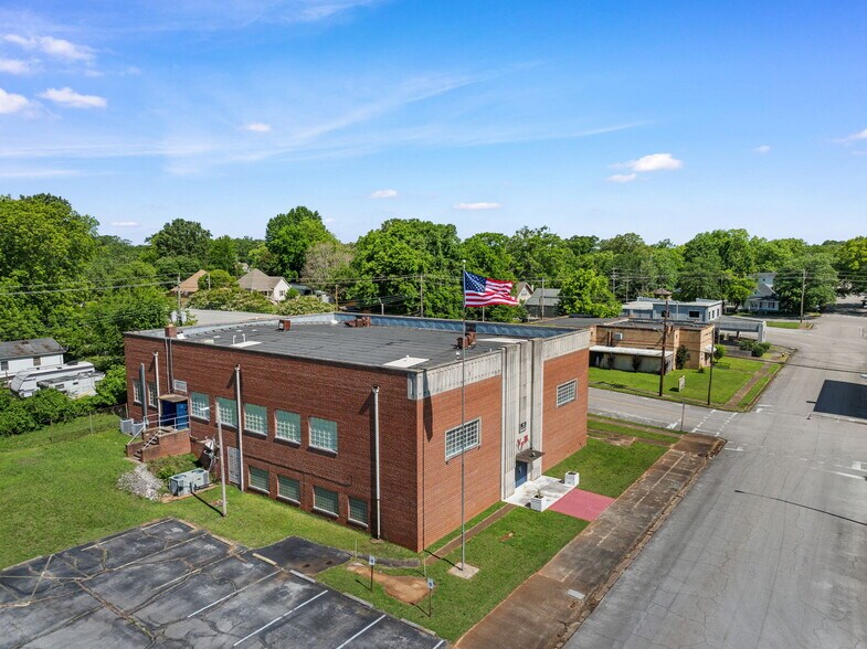 More Photos Of 419 N Raleigh Ave, Sheffield Specialty For Sale