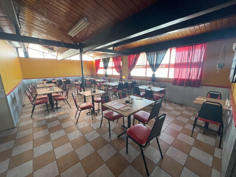 More Photos Of 507 W 2nd St, Shoshoni Restaurant For Sale