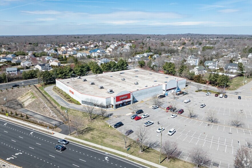More Photos Of 2100 Nesconset Hwy, Stony Brook Land For Lease