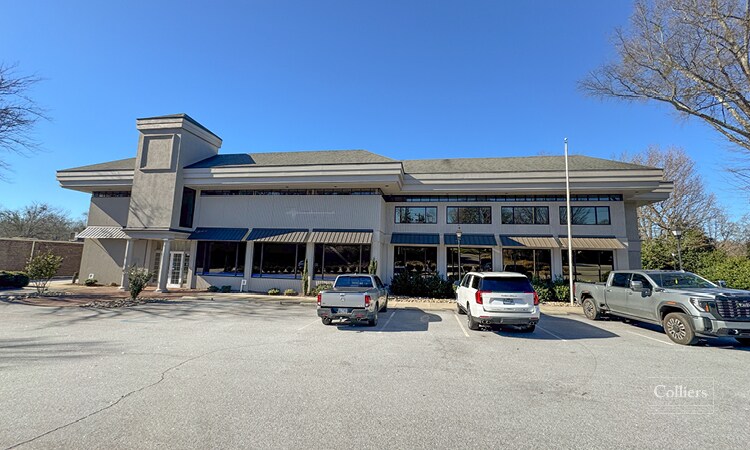 More Photos Of 937 N Pleasantburg Dr, Greenville Bank For Lease