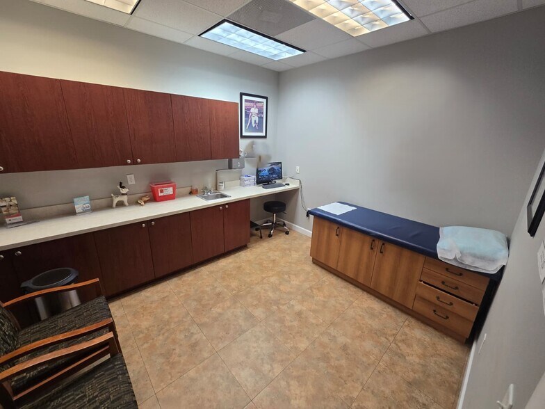 More Photos Of 201-209 SW 84th Ave, Plantation Medical For Lease