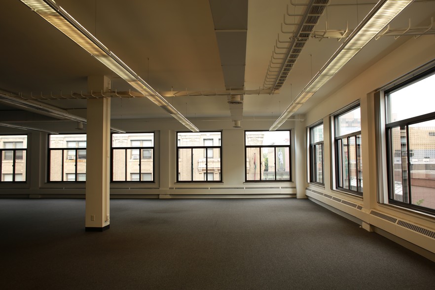 More Photos Of 419-425 Wabasha St N, Saint Paul Loft Creative Space For Sale
