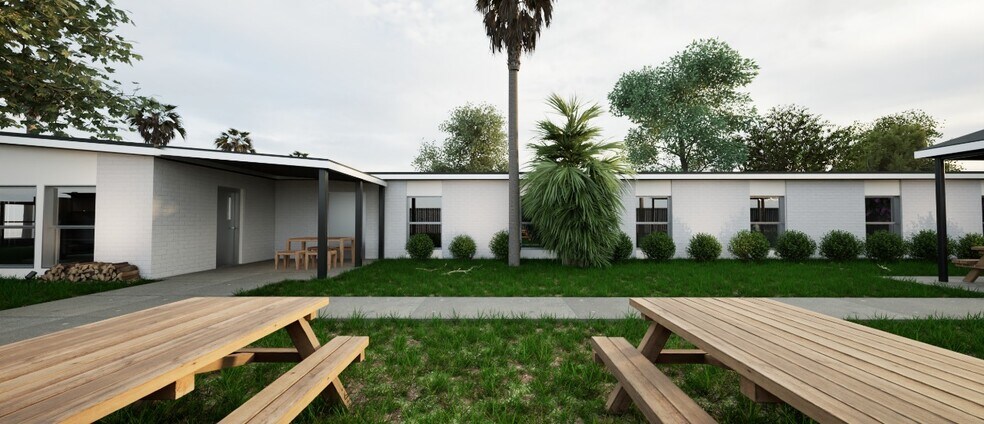 More Photos Of 1415 W Washington St, Brownsville Healthcare For Sale
